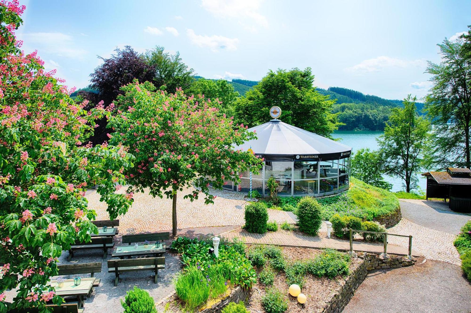 Welcome Hotel Meschede Hennesee Екстер'єр фото